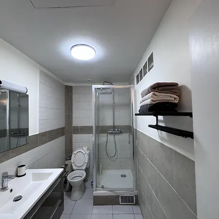 F2 50 M2 Pour 4 Personnes Paris 12eme - Gare De Lyon - Orly Alfortville
